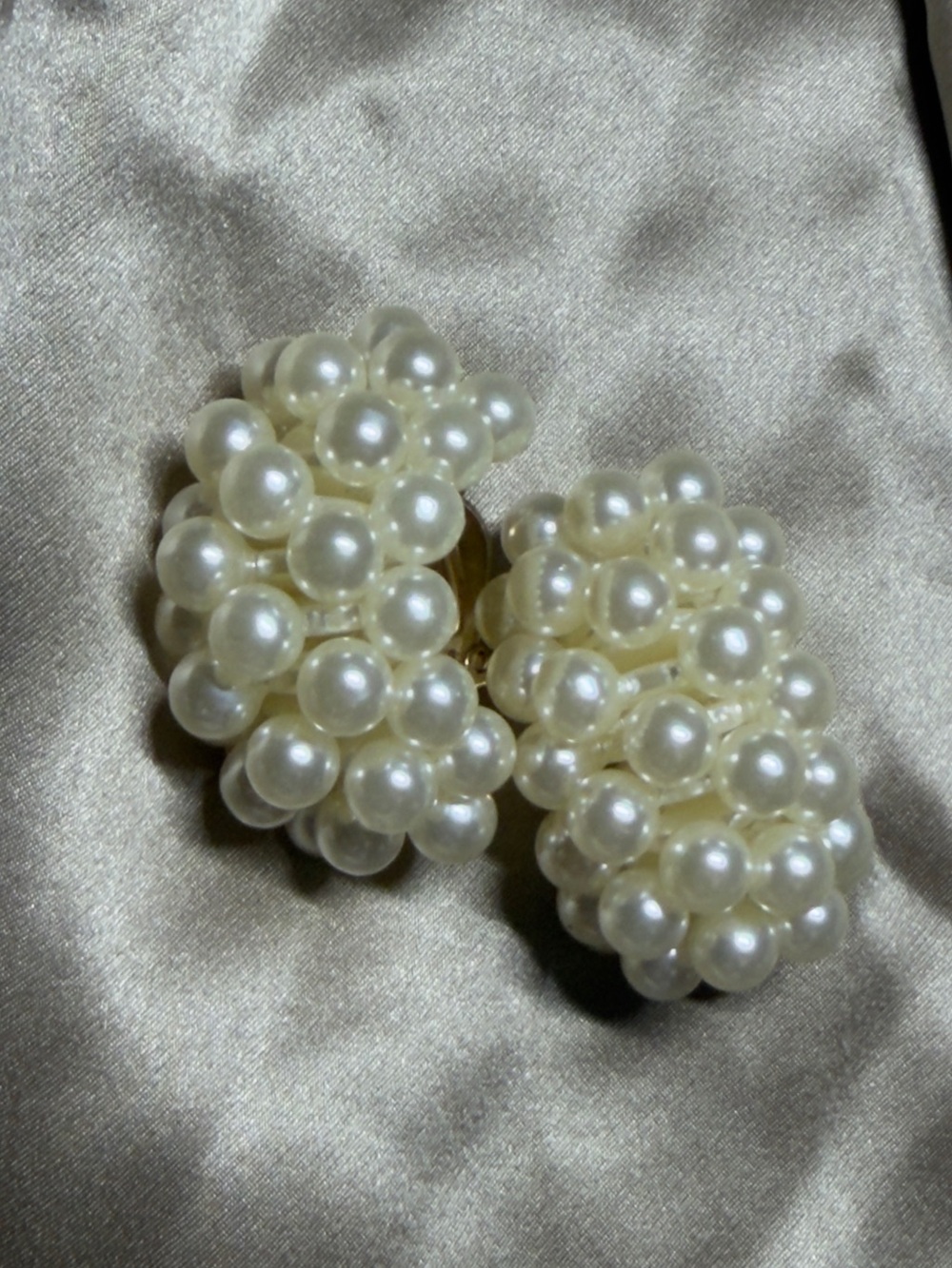 Pearl Cluster Clip-On Earrings - Ivory